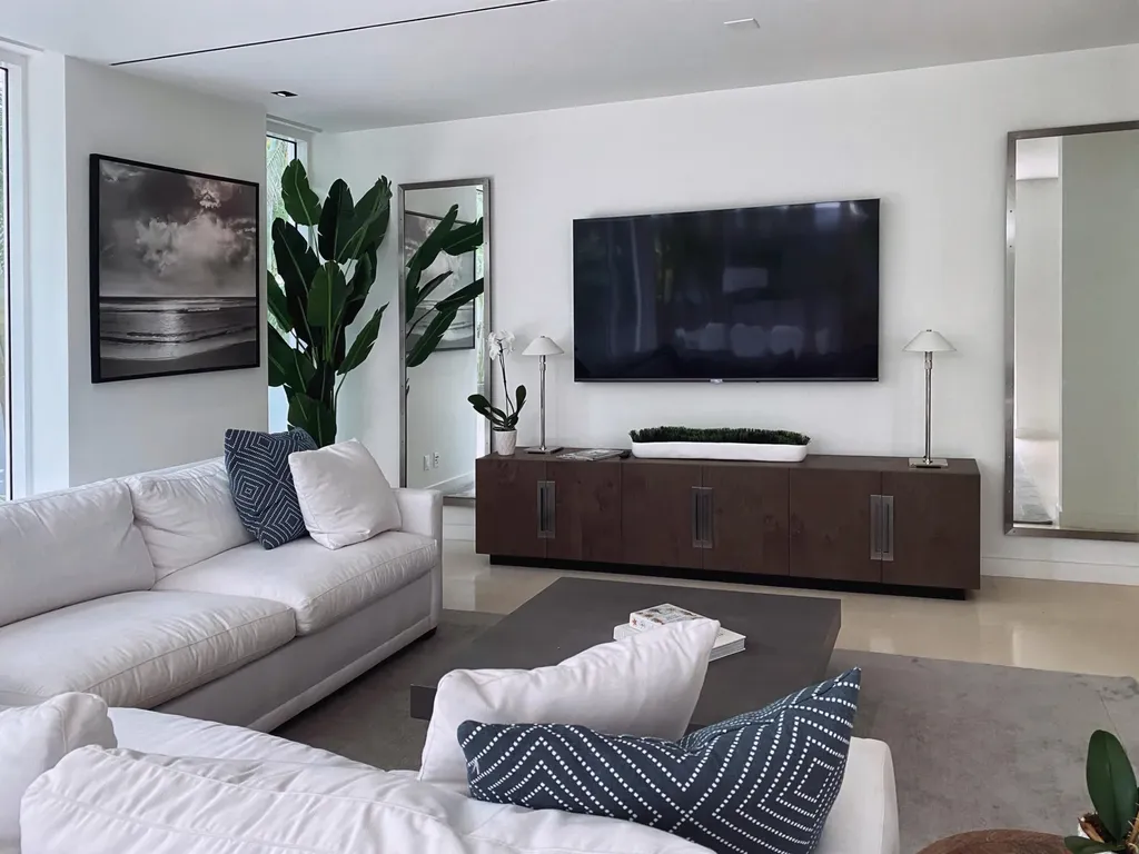 243 Venetian Drive Delray Beach FL 33483