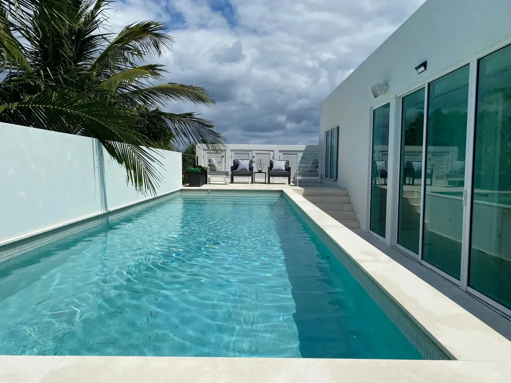 243 Venetian Drive Delray Beach FL 33483