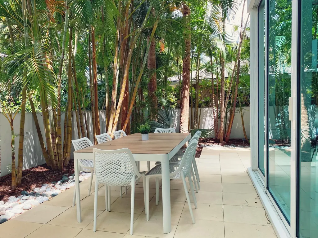 243 Venetian Drive Delray Beach FL 33483
