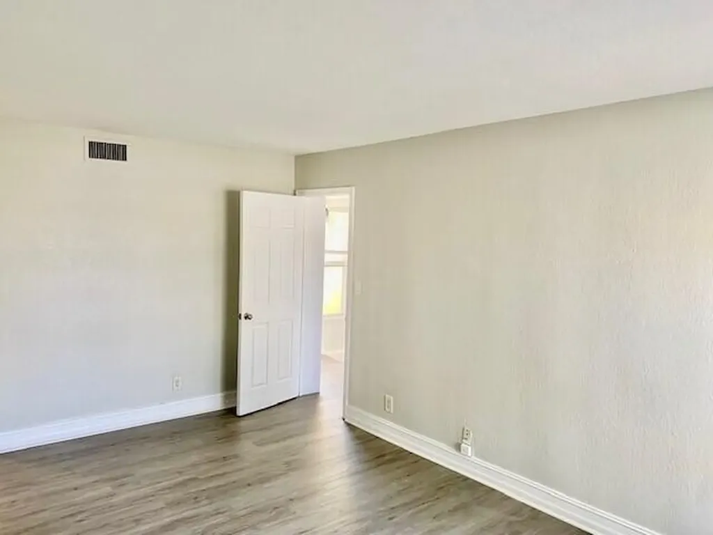 605 SW 1st Court Boynton Beach FL 33435
