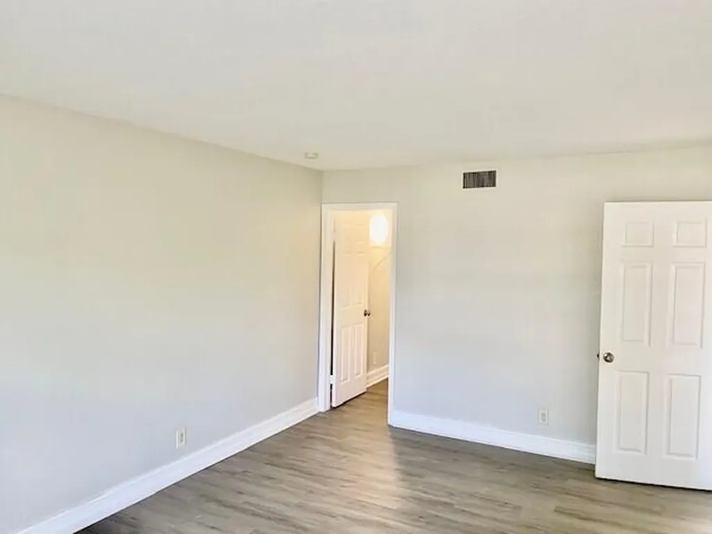 605 SW 1st Court Boynton Beach FL 33435