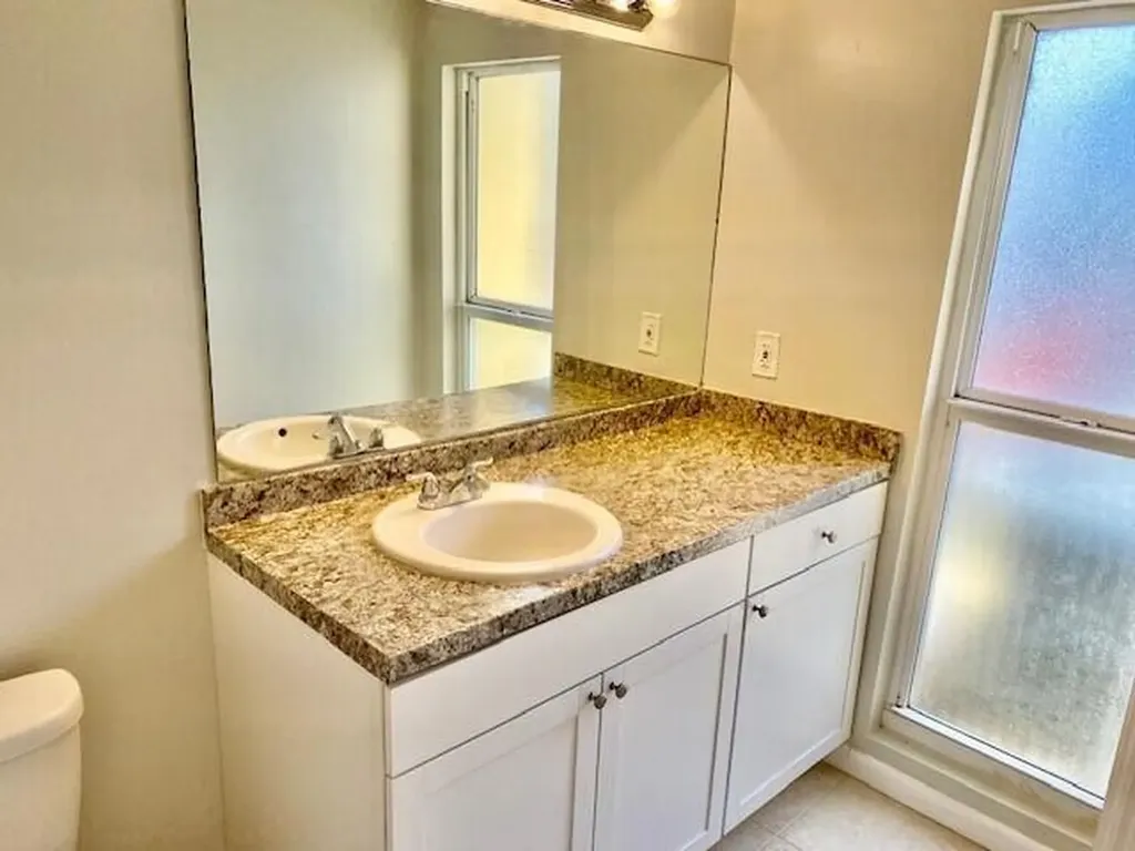 605 SW 1st Court Boynton Beach FL 33435
