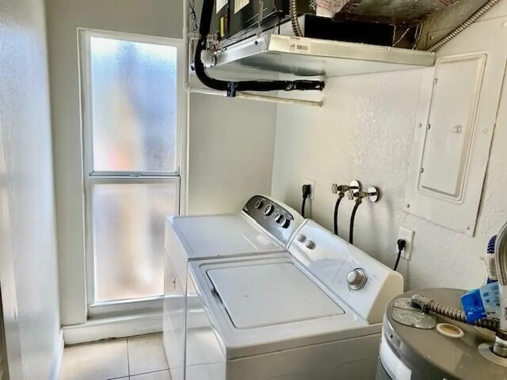 605 SW 1st Court Boynton Beach FL 33435