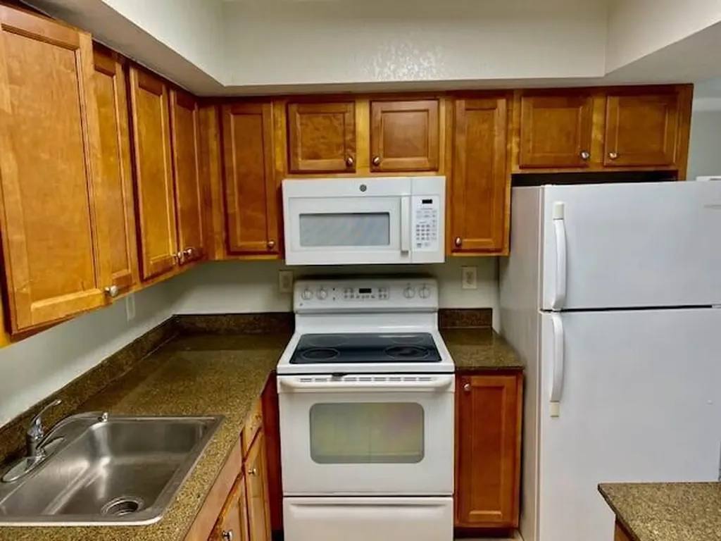 605 SW 1st Court Boynton Beach FL 33435