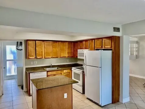 605 SW 1st Court Boynton Beach FL 33435