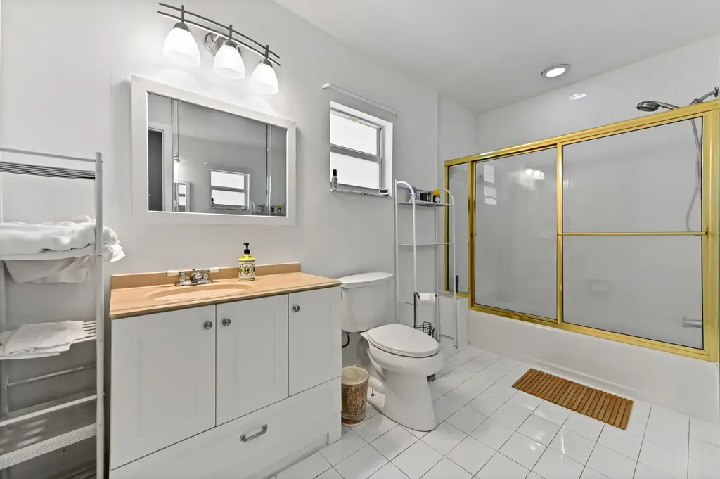9351 NW 44th Place Coral Springs FL 33065