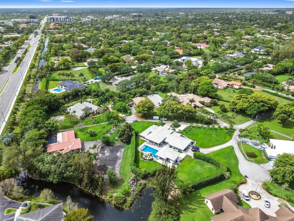 9351 NW 44th Place Coral Springs FL 33065