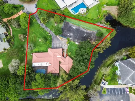 9351 NW 44th Place Coral Springs FL 33065