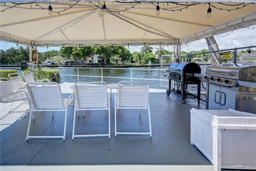 1000 SE 4th Street Fort Lauderdale FL 33301