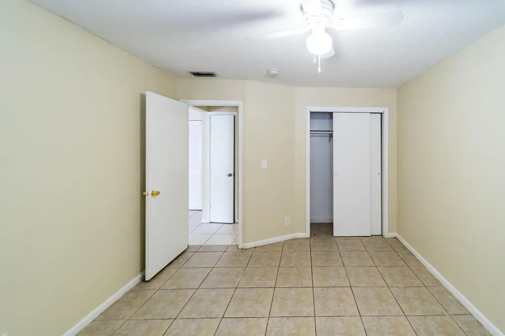4109 Riverside Drive Coral Springs FL 33065