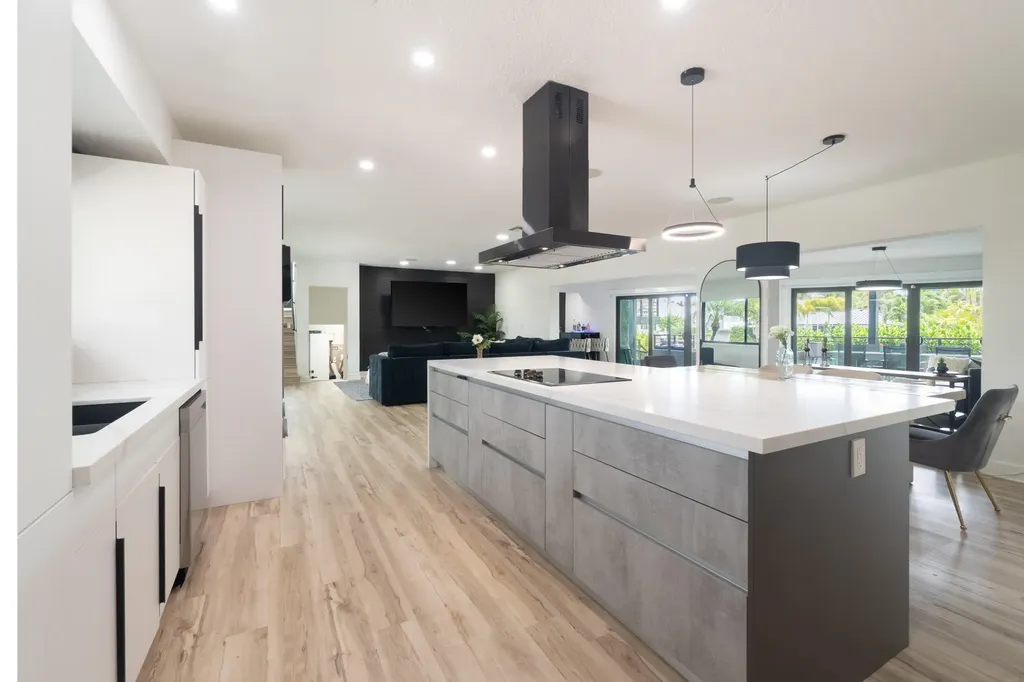 2878 NE 26th Street Fort Lauderdale FL 33305