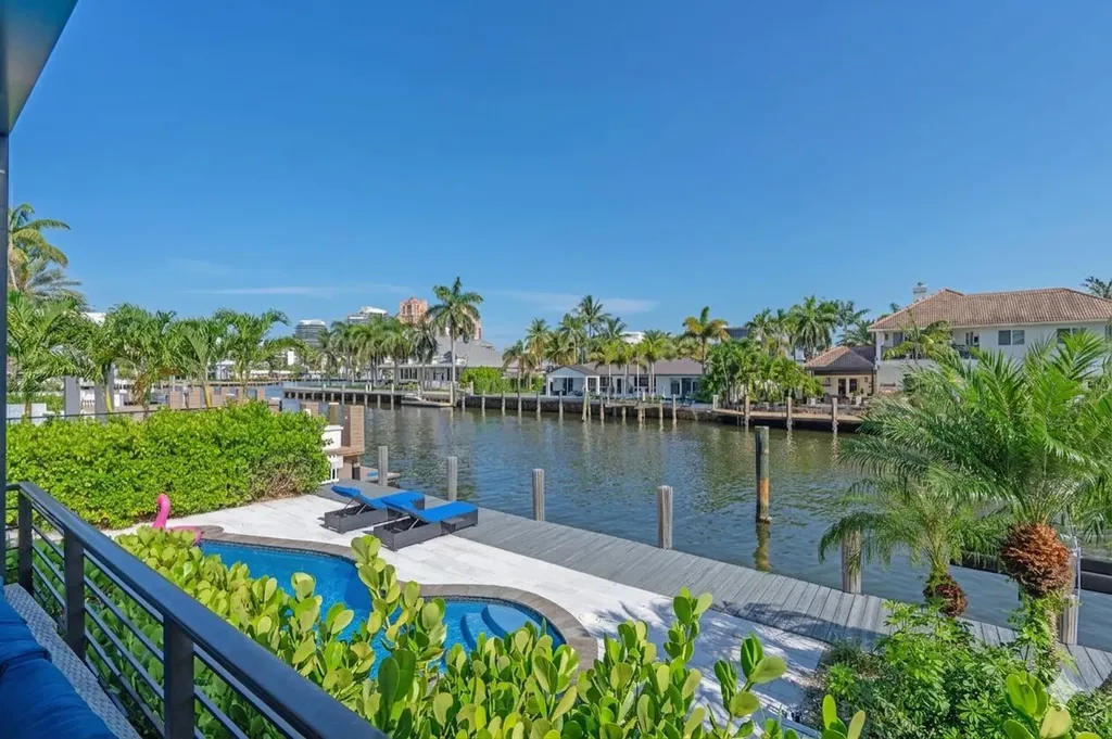 2878 NE 26th Street Fort Lauderdale FL 33305