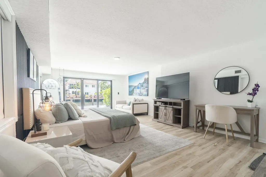 2878 NE 26th Street Fort Lauderdale FL 33305