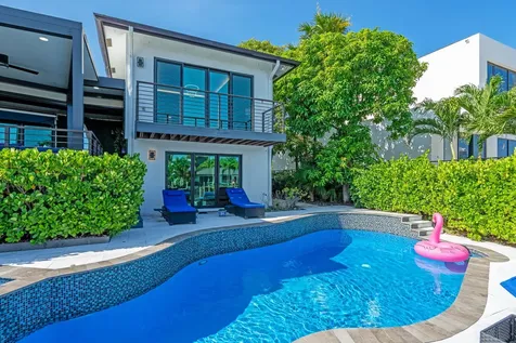 2878 NE 26th Street Fort Lauderdale FL 33305