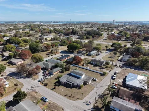 802 N 15th Street Fort Pierce FL 34950