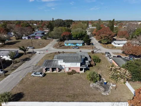 802 N 15th Street Fort Pierce FL 34950