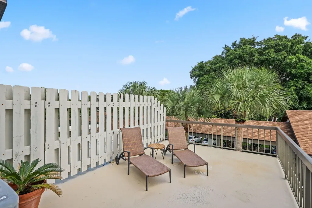 800 Greensward Court Delray Beach FL 33445