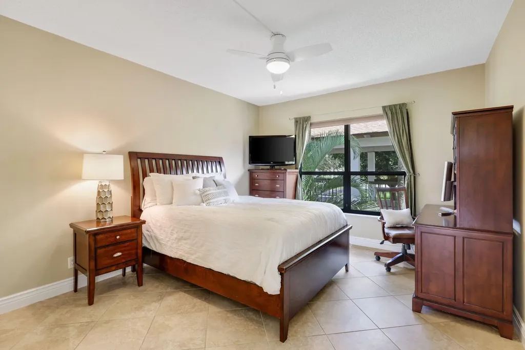 800 Greensward Court Delray Beach FL 33445