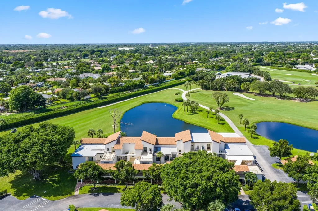800 Greensward Court Delray Beach FL 33445