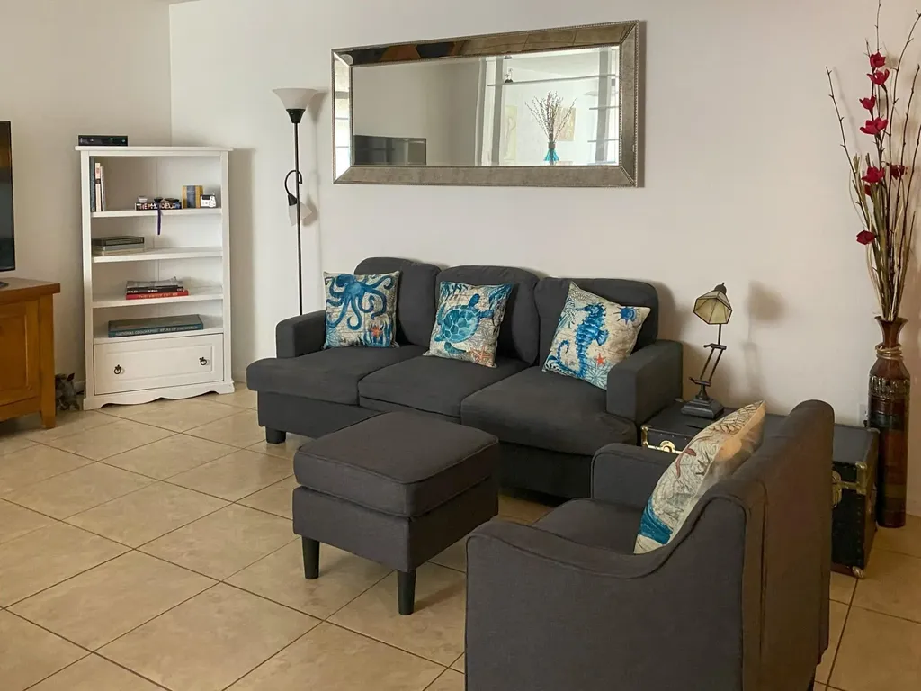 1915 Lavers Circle Delray Beach FL 33444