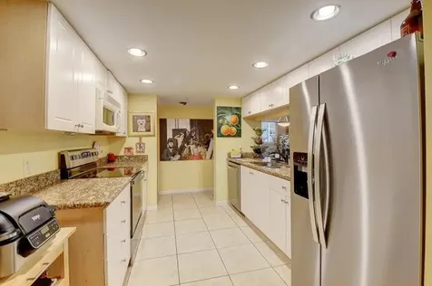 1915 Lavers Circle Delray Beach FL 33444