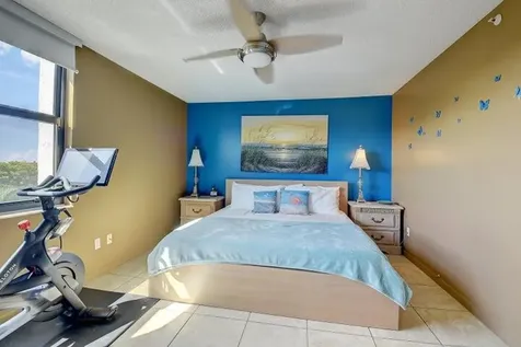 1915 Lavers Circle Delray Beach FL 33444
