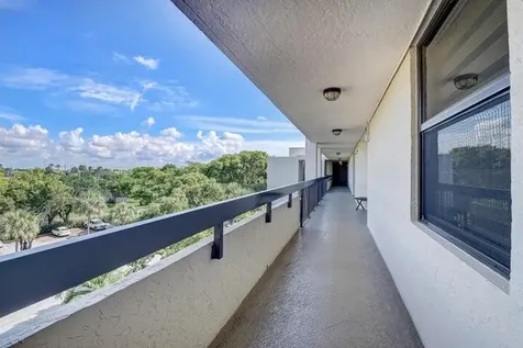 1915 Lavers Circle Delray Beach FL 33444