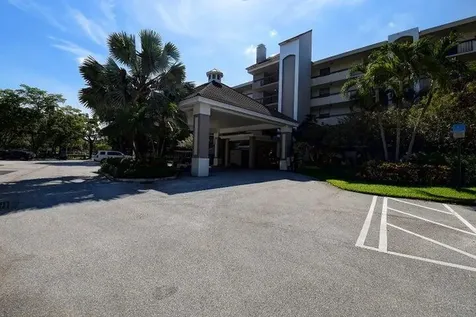 1915 Lavers Circle Delray Beach FL 33444