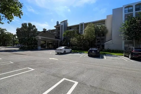 1915 Lavers Circle Delray Beach FL 33444