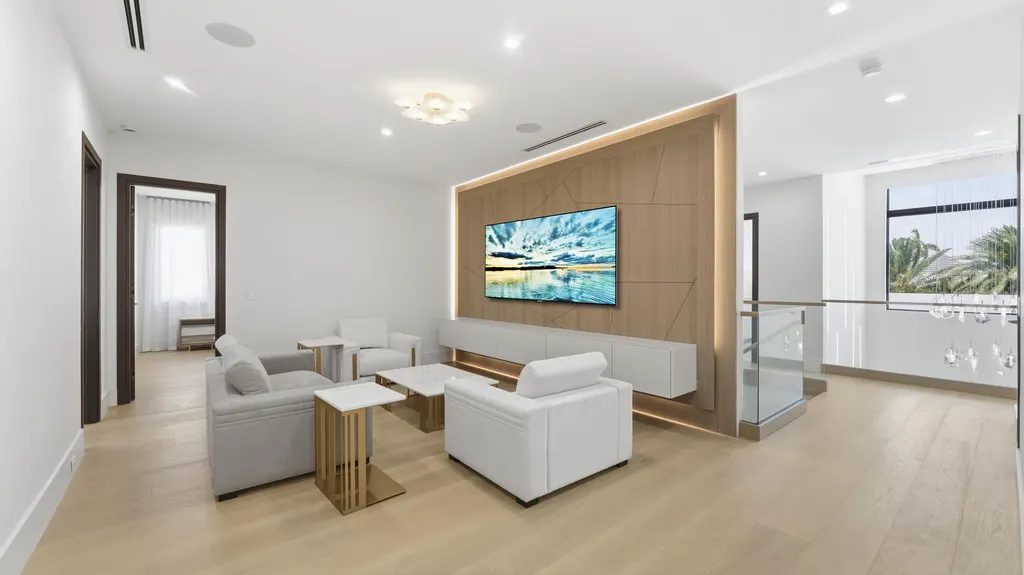 274 NE 3rd Court Boca Raton FL 33432