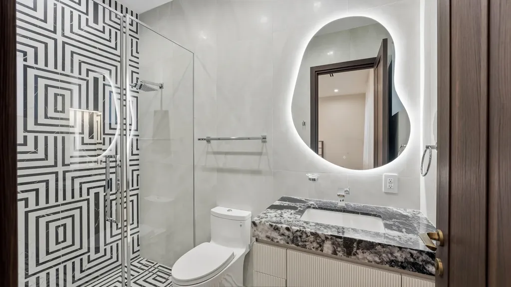 274 NE 3rd Court Boca Raton FL 33432