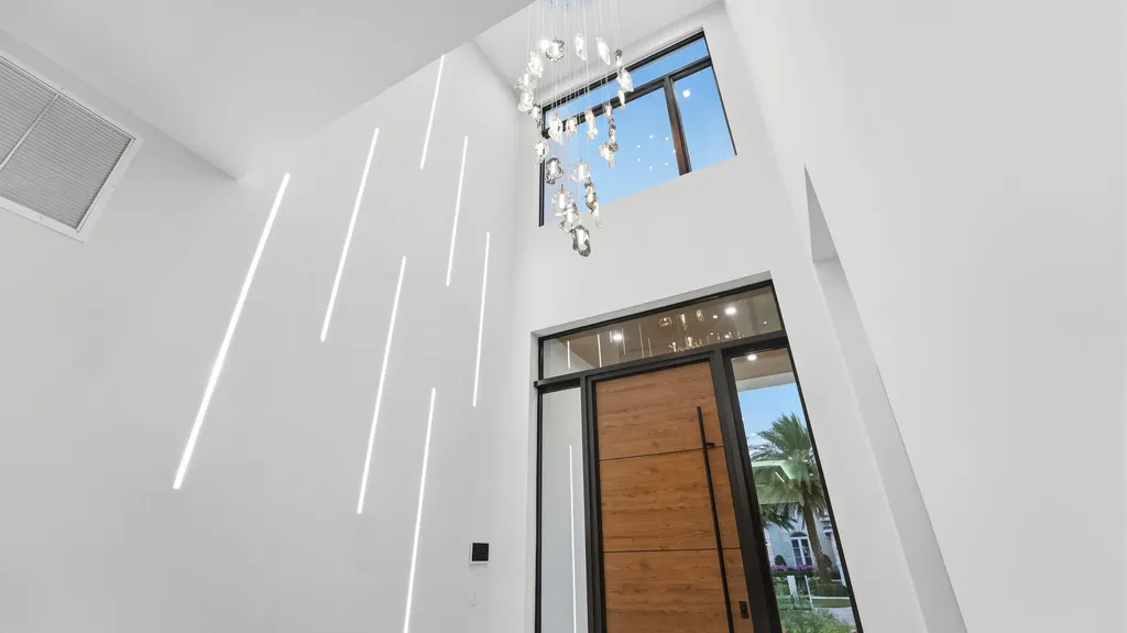 274 NE 3rd Court Boca Raton FL 33432