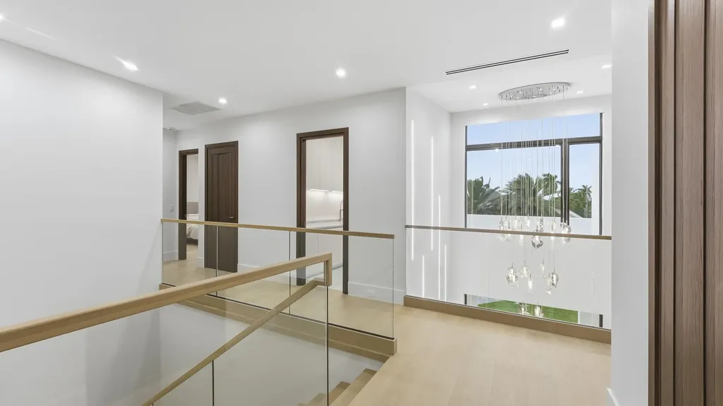 274 NE 3rd Court Boca Raton FL 33432