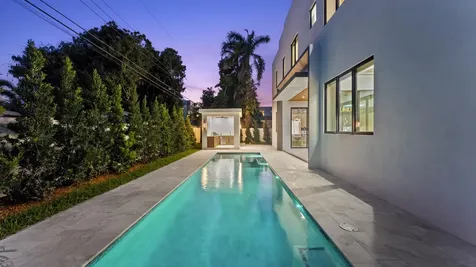 274 NE 3rd Court Boca Raton FL 33432