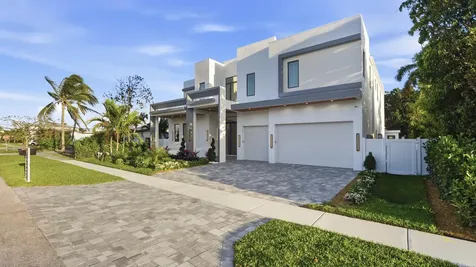 274 NE 3rd Court Boca Raton FL 33432