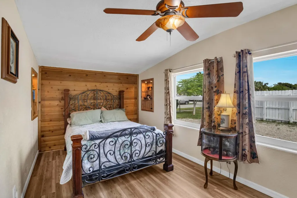 5178 NE 15th Terrace Pompano Beach FL 33064