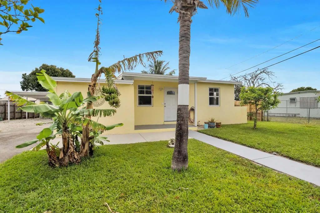 5178 NE 15th Terrace Pompano Beach FL 33064
