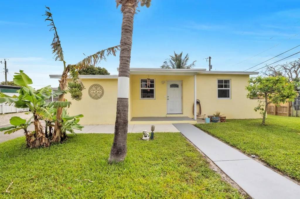 5178 NE 15th Terrace Pompano Beach FL 33064