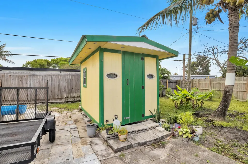 5178 NE 15th Terrace Pompano Beach FL 33064