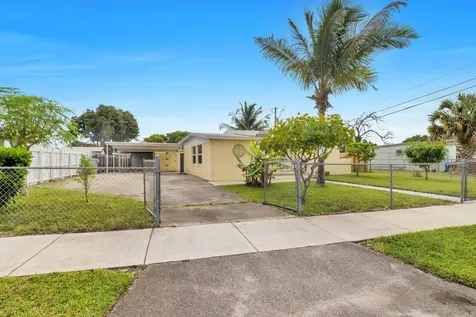 5178 NE 15th Terrace Pompano Beach FL 33064