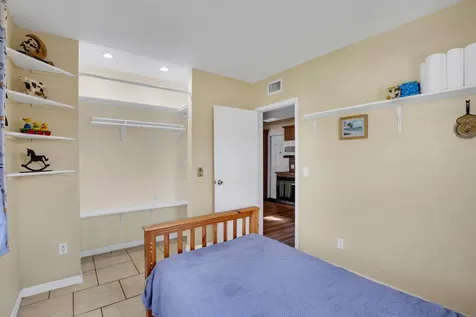 5178 NE 15th Terrace Pompano Beach FL 33064