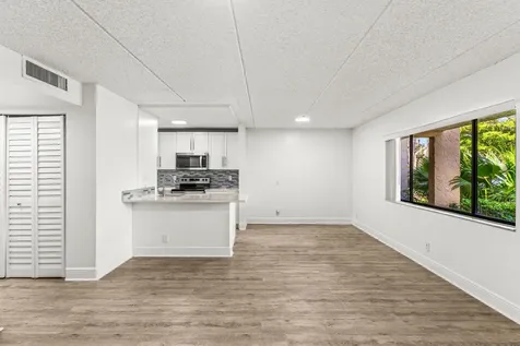 507 Meadows Circle Boynton Beach FL 33436