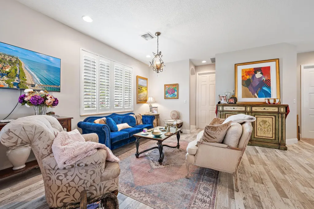 520 Tomahawk Court Palm Beach Gardens FL 33410