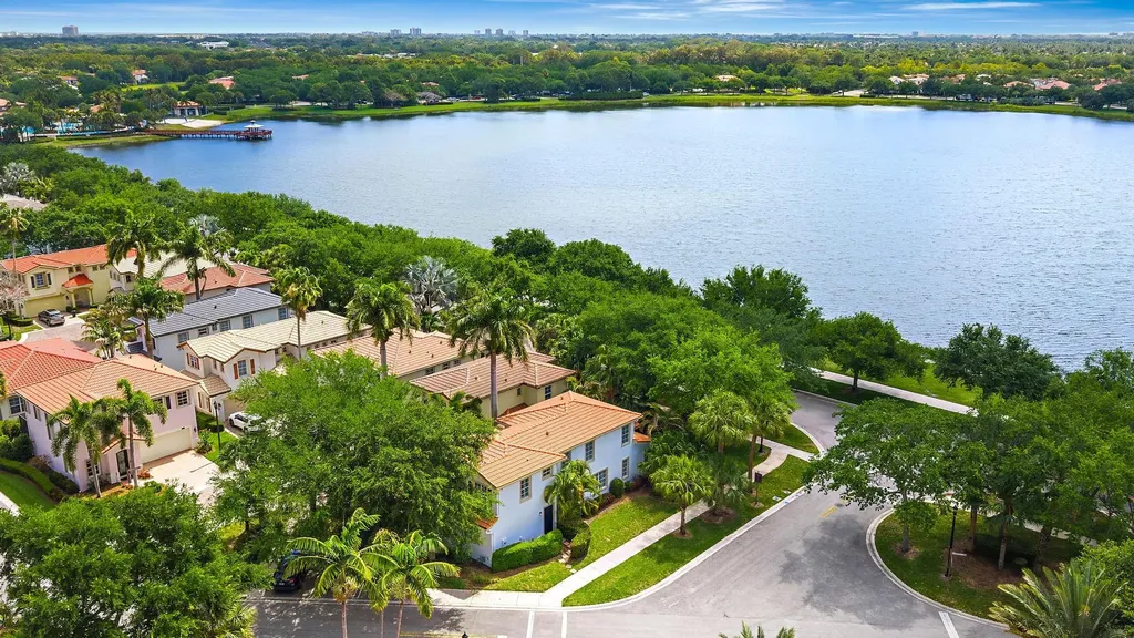520 Tomahawk Court Palm Beach Gardens FL 33410