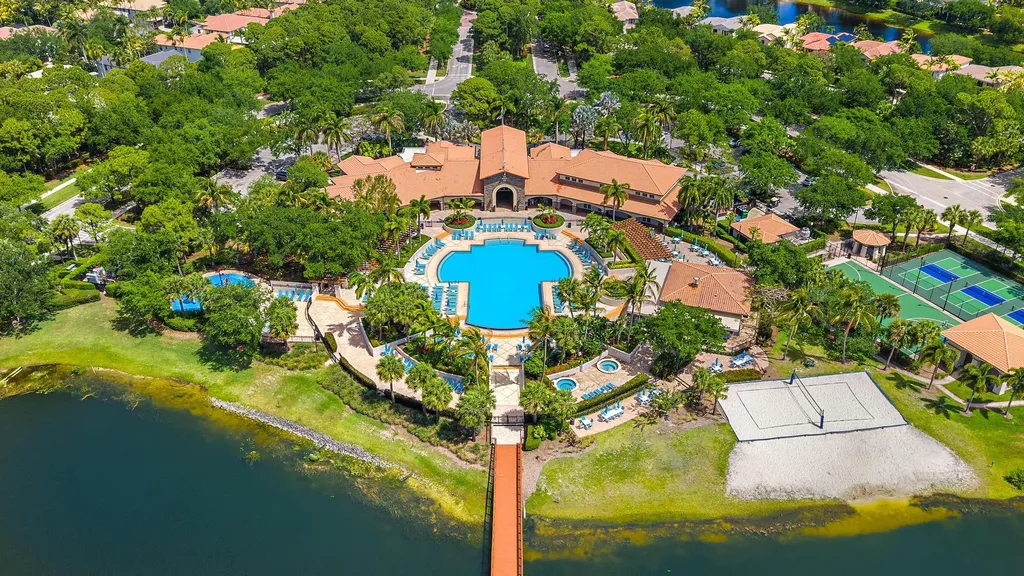 520 Tomahawk Court Palm Beach Gardens FL 33410