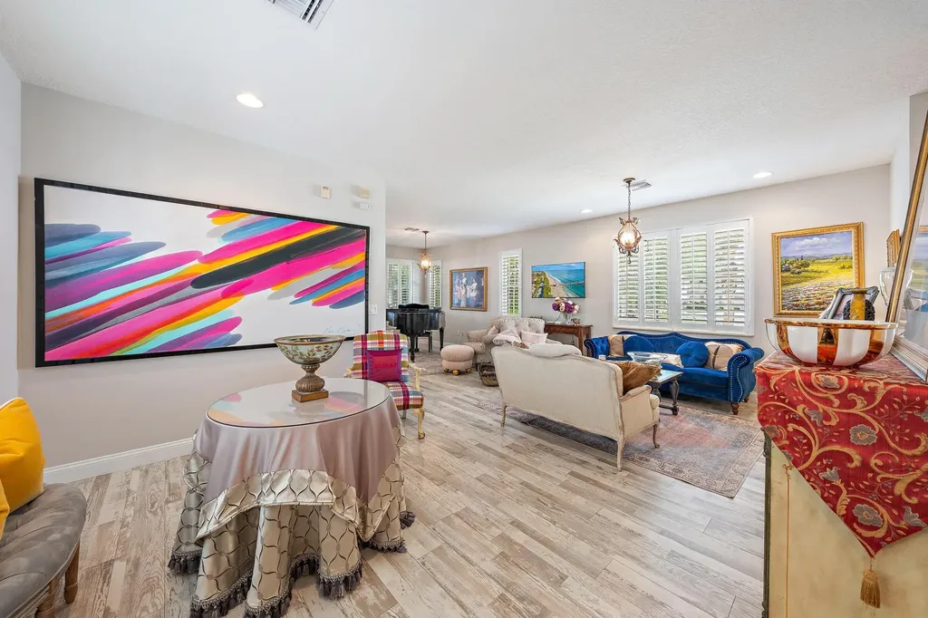 520 Tomahawk Court Palm Beach Gardens FL 33410