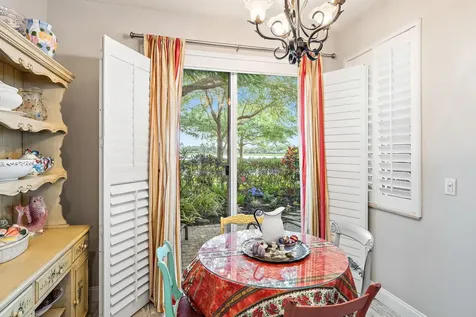 520 Tomahawk Court Palm Beach Gardens FL 33410