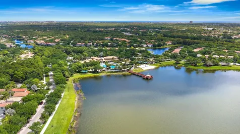 520 Tomahawk Court Palm Beach Gardens FL 33410