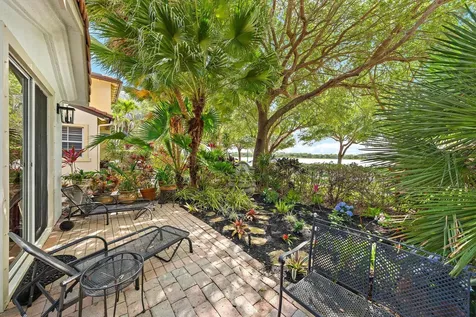 520 Tomahawk Court Palm Beach Gardens FL 33410