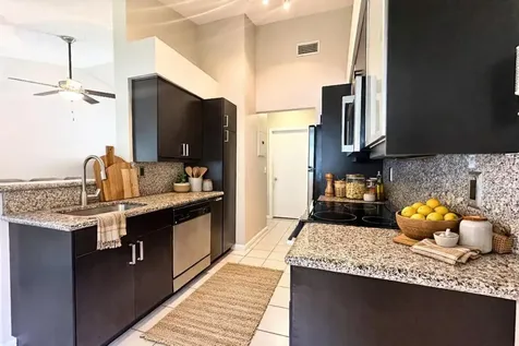 9202 NW 9th Place Plantation FL 33324